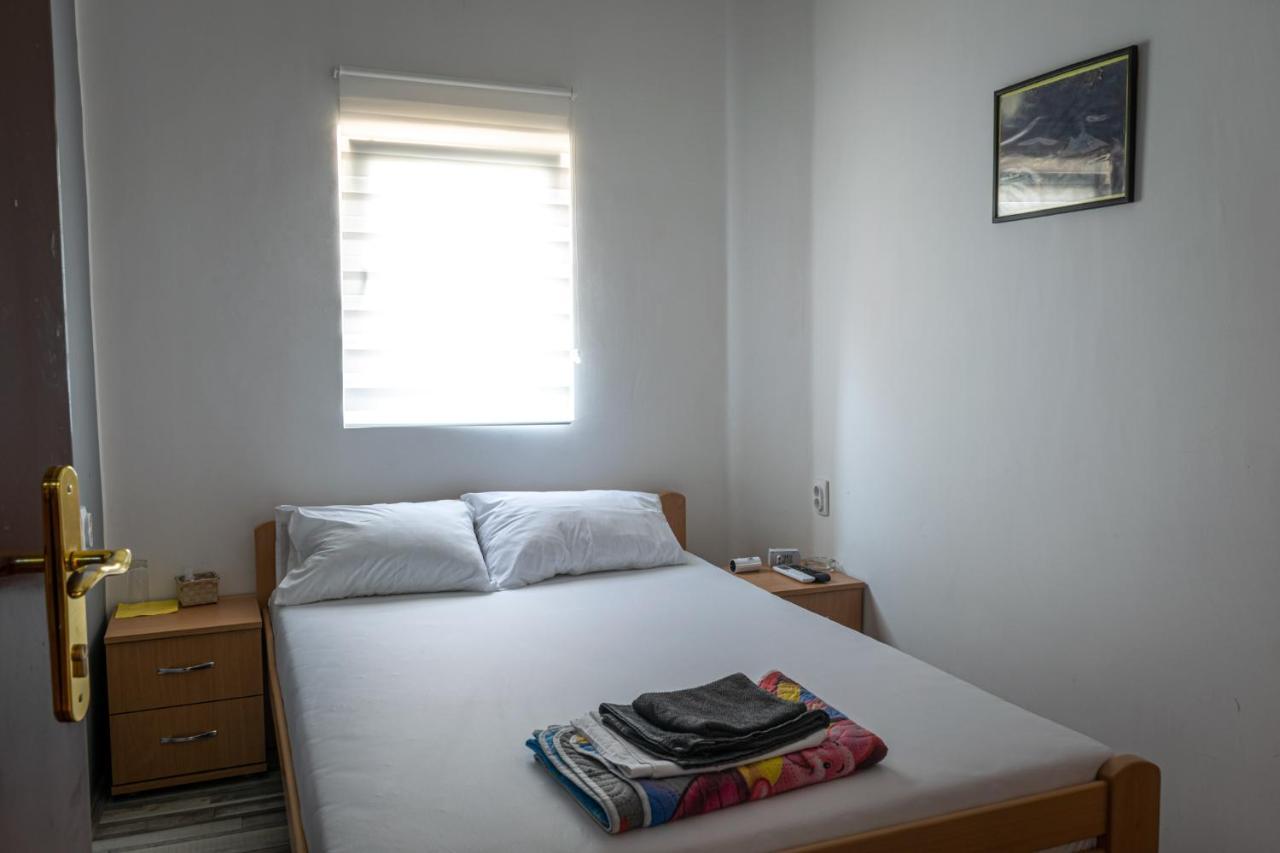 Tabacco Rooms Obrenovac  Exterior photo